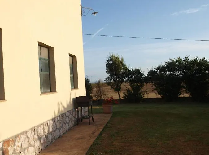 Santa Margherita 乡村民宿 *